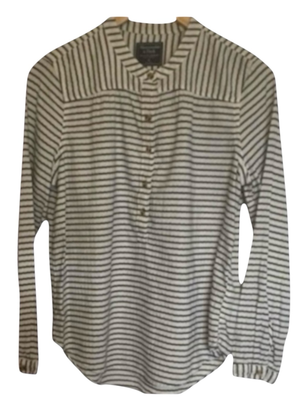 ABERCROMBIE & FITCH Popover Button Down Shirt Striped Women’s Size Medium
